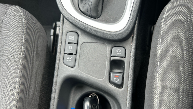 Toyota Yaris Cross 1.5 Hybrid Design 5dr CVT Hybrid Estate